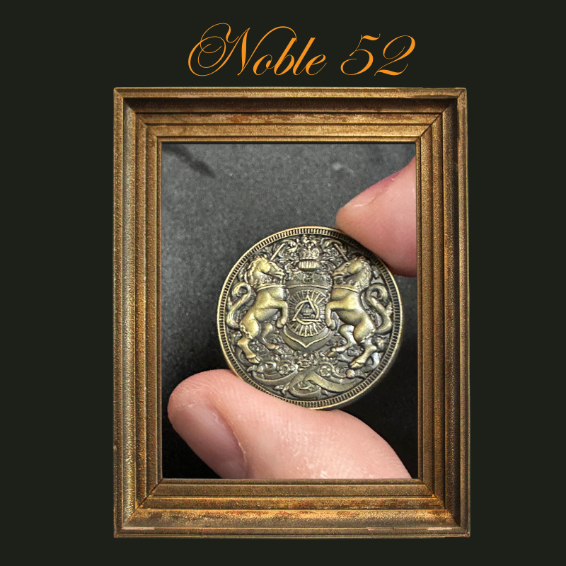 The Kings Secret - NOBLE 52 (PIN BADGE)